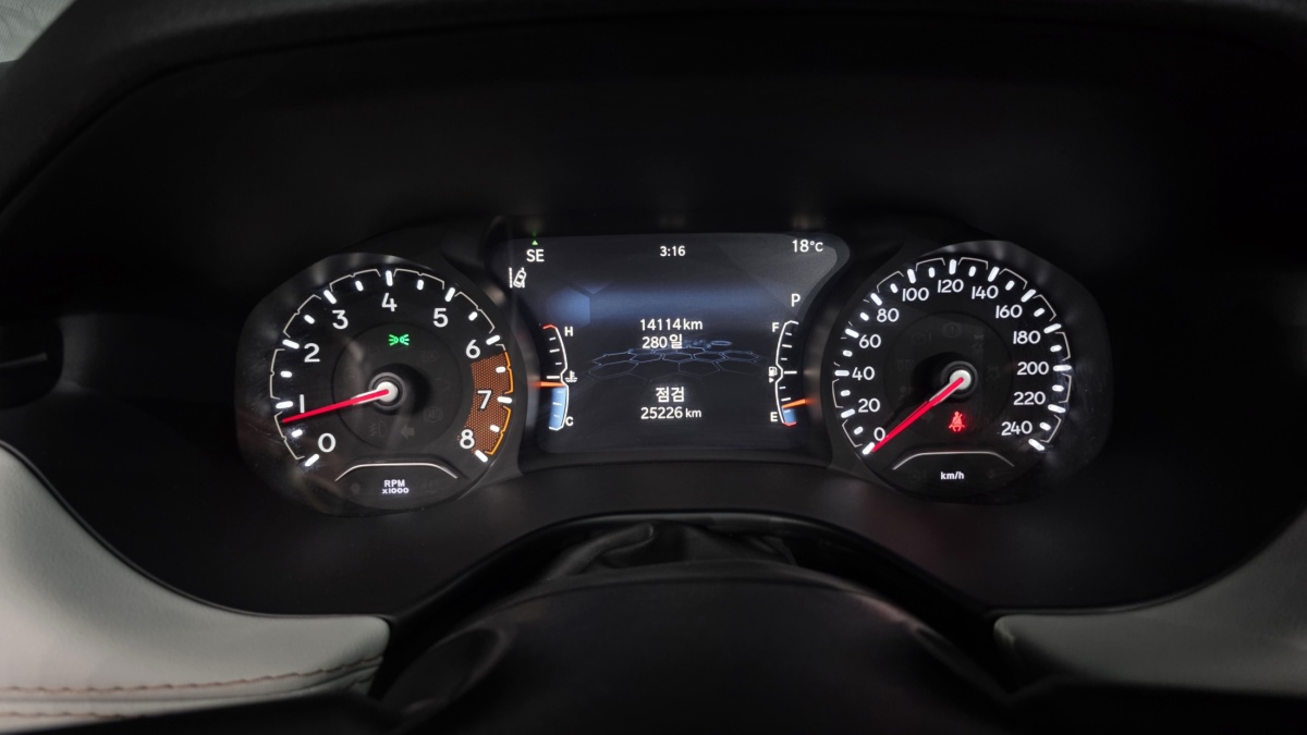 Jeep Compass, 2022 — фото 7 из 12