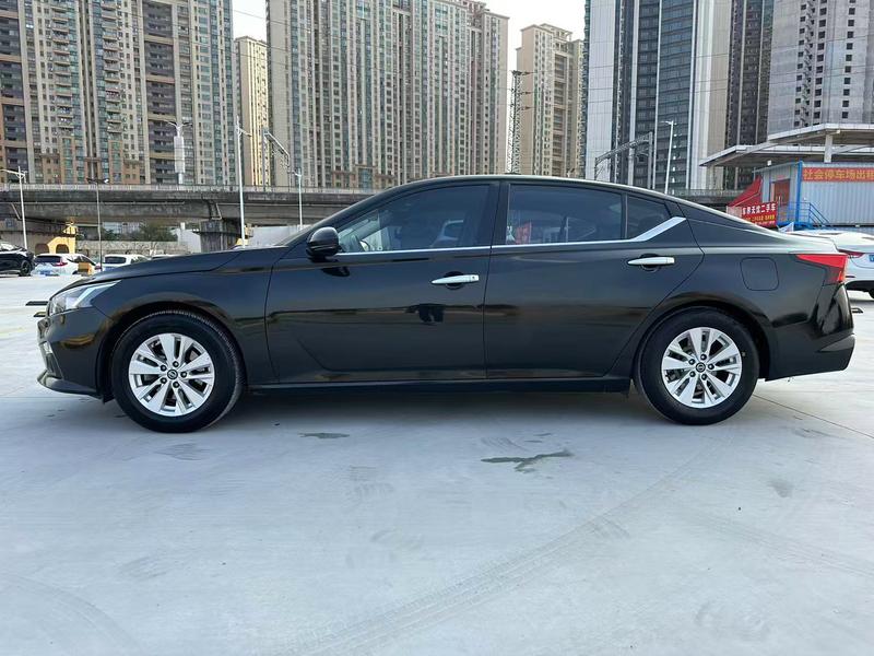 Nissan Teana, 2022 — фото 4 из 12