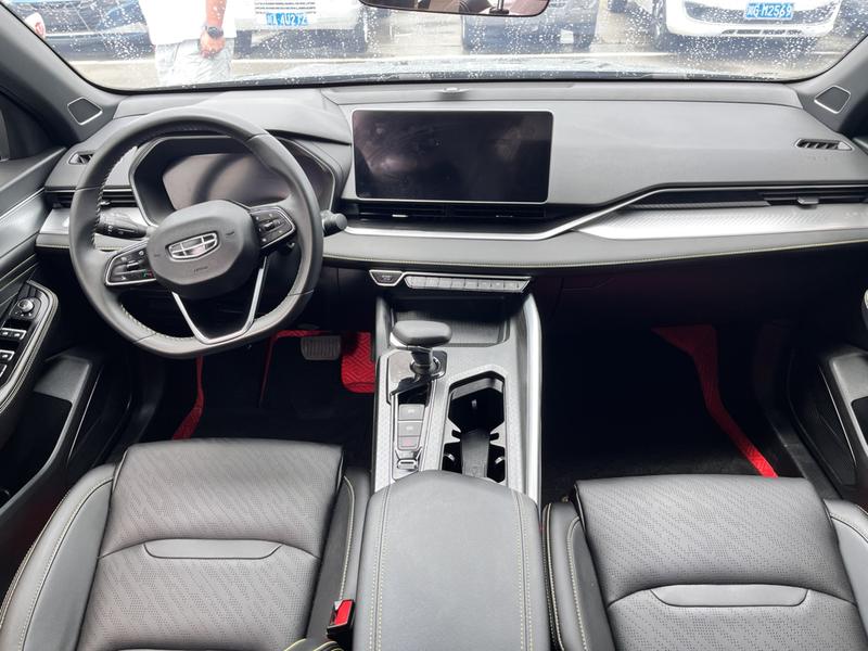 Geely Preface, 2023 — фото 7 из 12