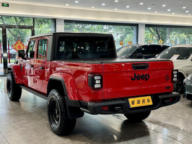 Jeep Gladiator, 2023 — фото 4 из 12