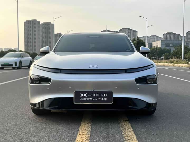 XPeng P7, 2023 — фото 2 из 9