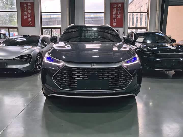 BYD Tang Hybrid/EV, 2023 — фото 2 из 9