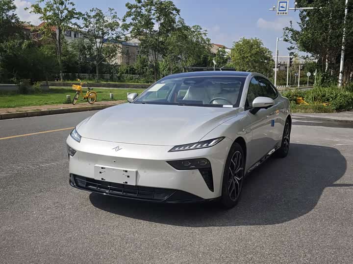 Dongfeng Yipai eπ 007, 2026 — купить в Москве под ключ