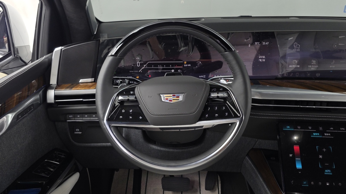 Cadillac Escalade, 2025 — фото 12 из 12