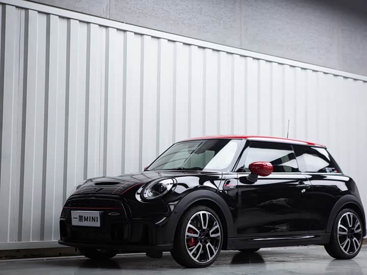 Mini Mini JCW, 2022 — купить в Йошкар-Оле под ключ