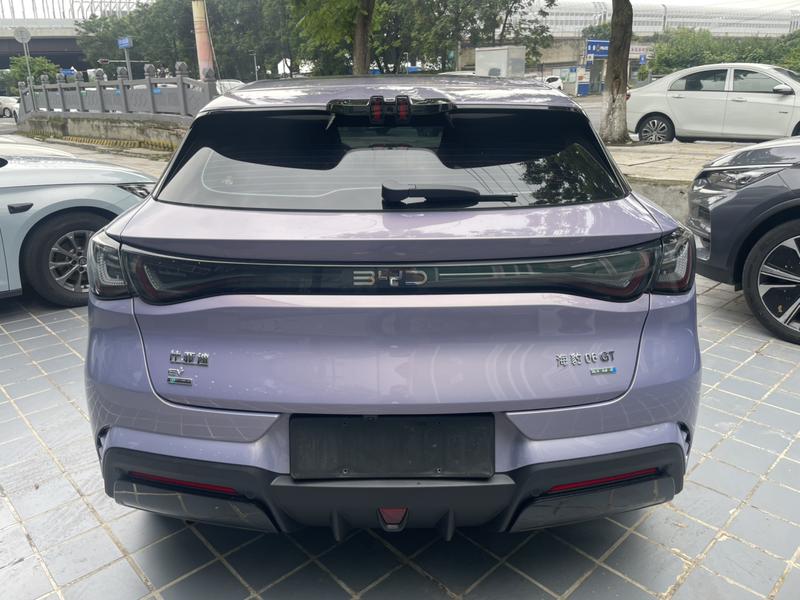 BYD Seal 06 GT, 2026 — фото 3 из 9
