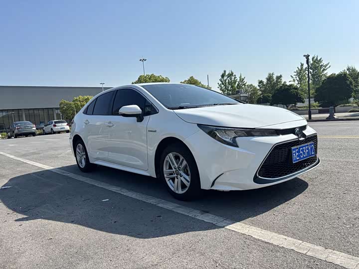 Toyota Levin, 2022 — фото 3 из 9