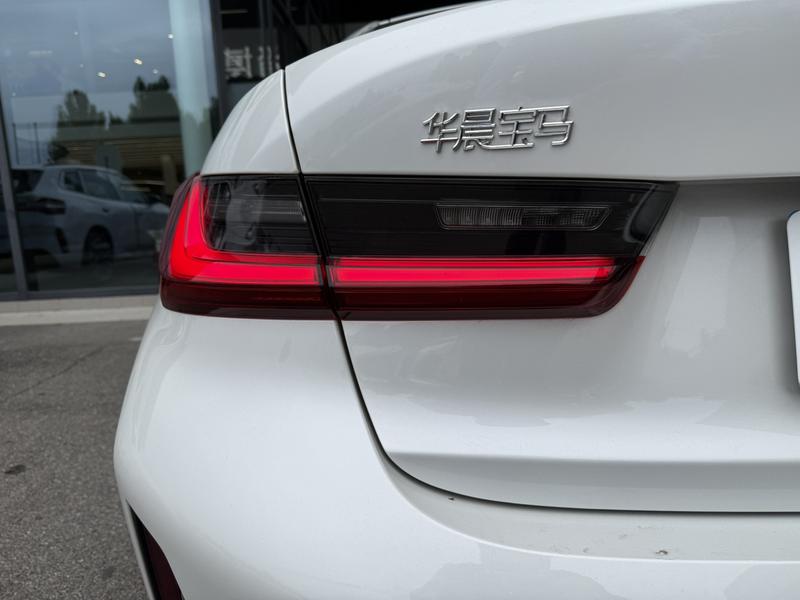 BMW 3 Series, 2025 — фото 7 из 12