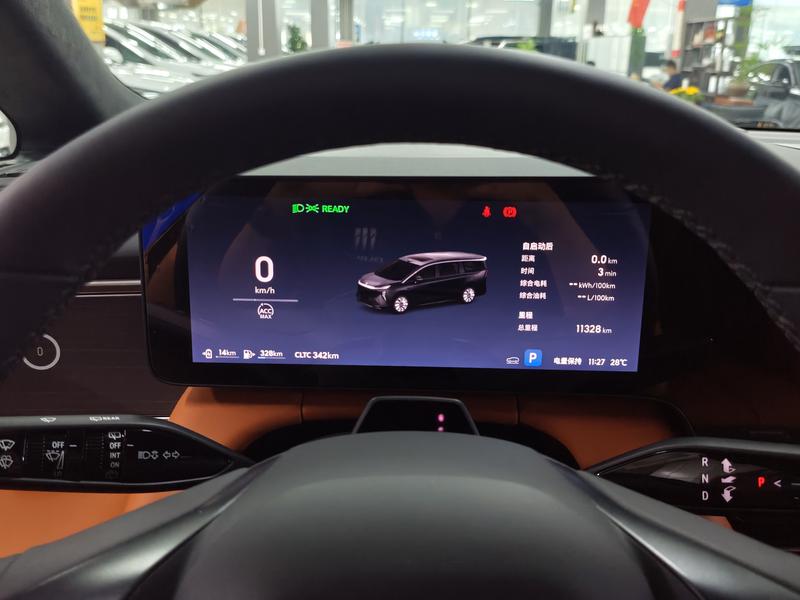 Buick OMPV, 2025 — фото 8 из 12