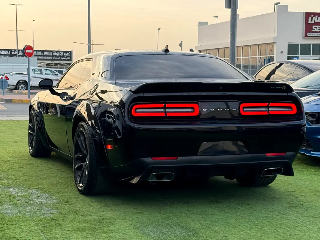 Dodge Challenger, 2022 — фото 5 из 10