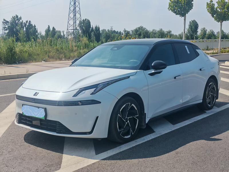 Lynk & Co 07 EM-P Hybrid, 2024 — купить в Калуге под ключ