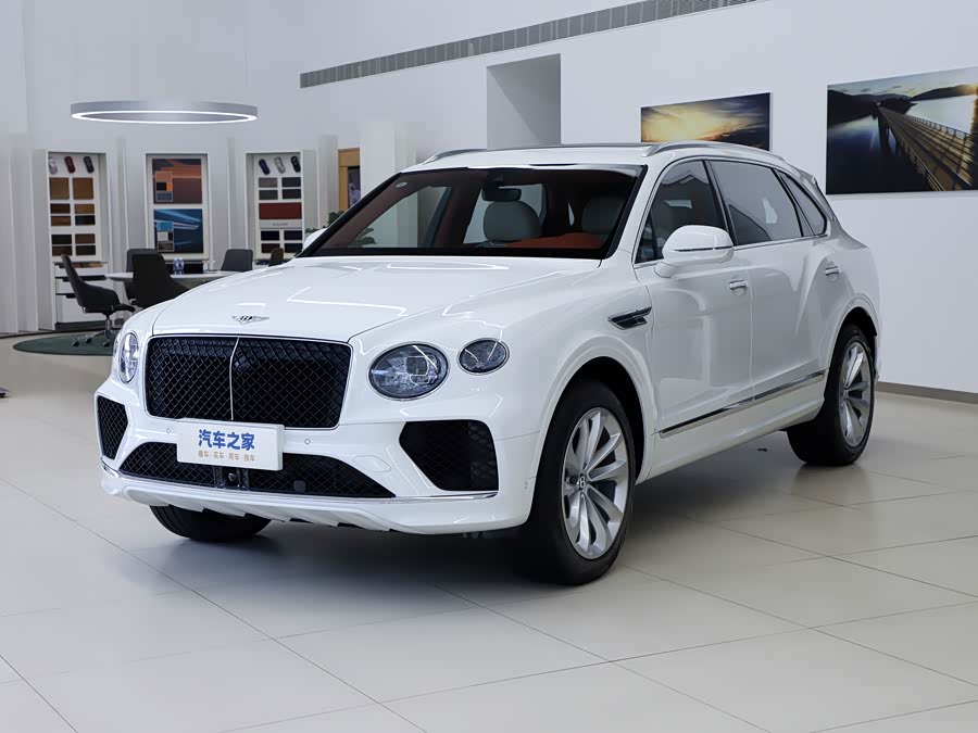 Bentley Bentayga, 2026 — купить в Тольятти под ключ