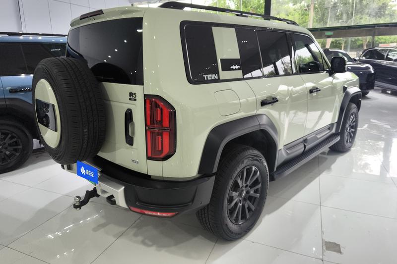 BYD FangChengBao Leopard 5, 2025 — фото 3 из 11
