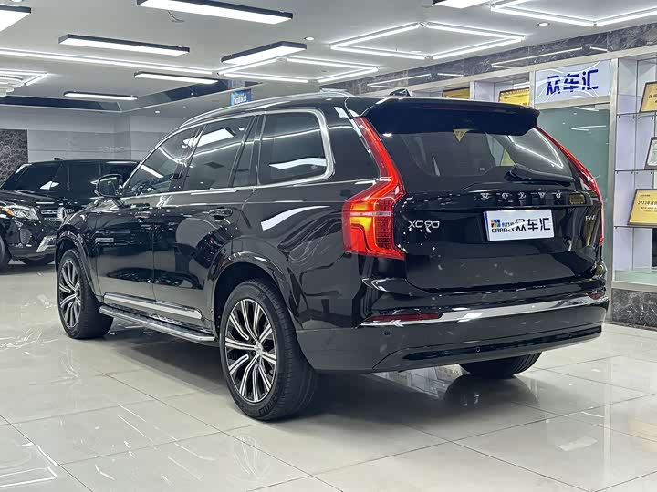 Volvo XC90, 2023 — фото 6 из 9