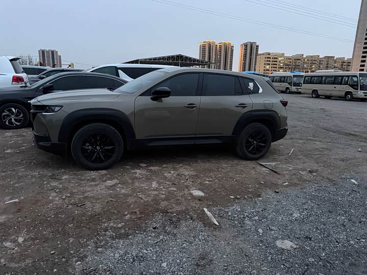 Mazda CX-50, 2023 — фото 4 из 9