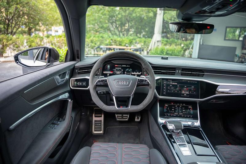 Audi RS 6, 2025 — фото 6 из 10