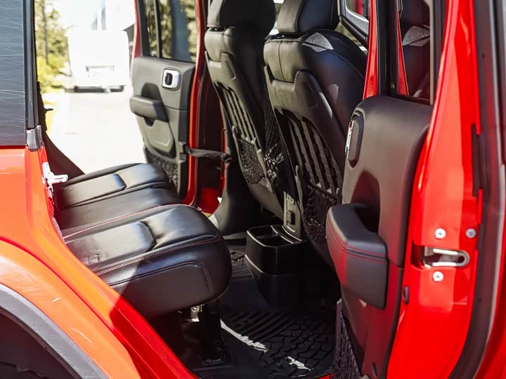 Jeep Wrangler, 2021 — фото 8 из 9