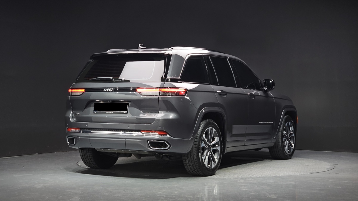 Jeep Cherokee, 2023 — фото 2 из 12