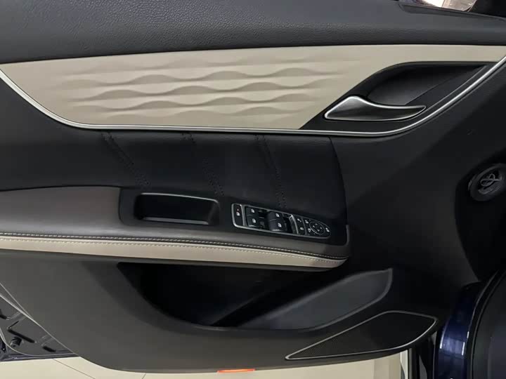 BYD Song Max Hybrid, 2021 — фото 7 из 9