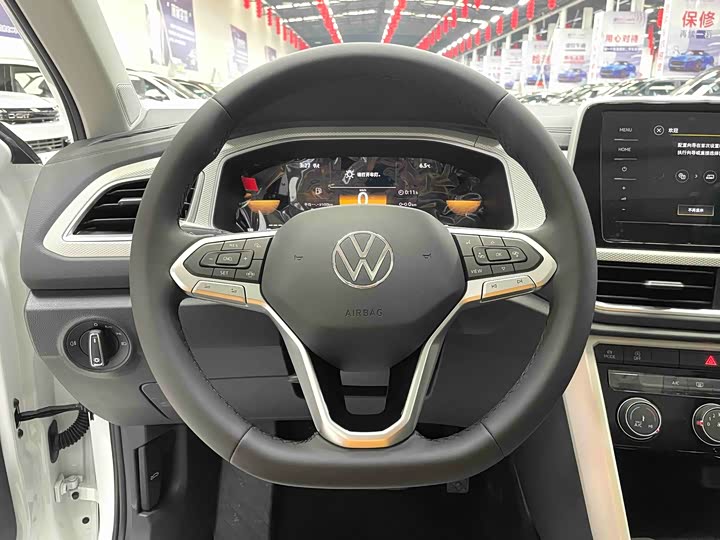 Volkswagen T-Roc, 2025 — фото 4 из 9
