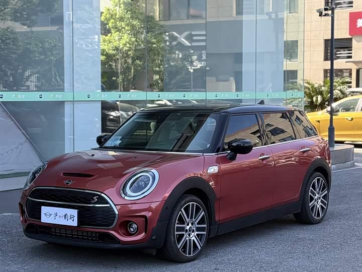 Mini Clubman, 2022 — купить в Москве под ключ