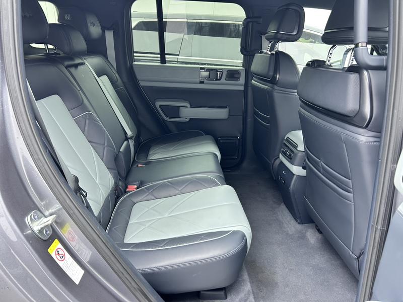 BYD FangChengBao Leopard 5, 2023 — фото 8 из 10