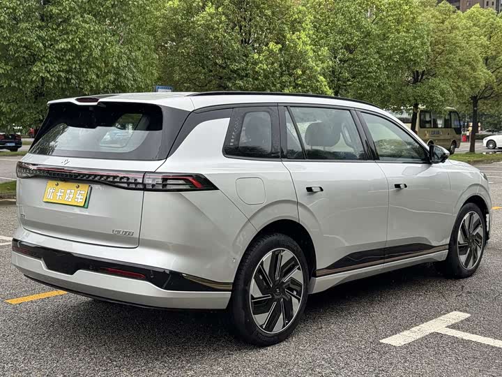 Dongfeng Yipai eπ 008, 2025 — фото 7 из 9