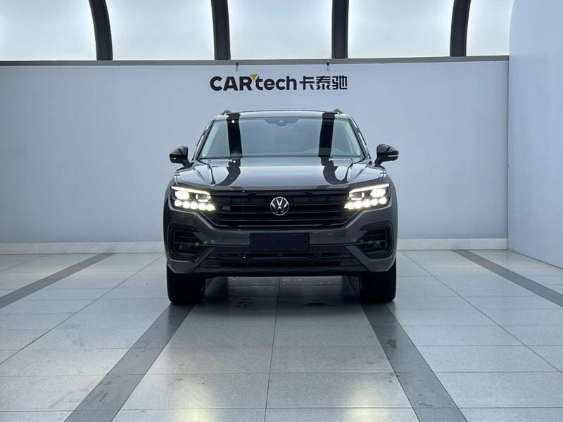 Volkswagen Touareg, 2022 — фото 2 из 6