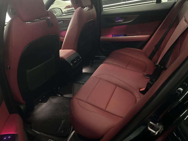 Jaguar XE L, 2023 — фото 11 из 12