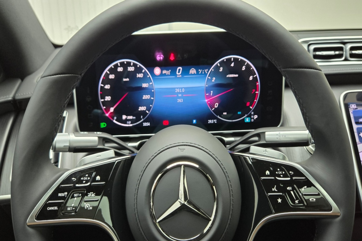 Mercedes-Benz S-Class, 2025 — фото 8 из 12