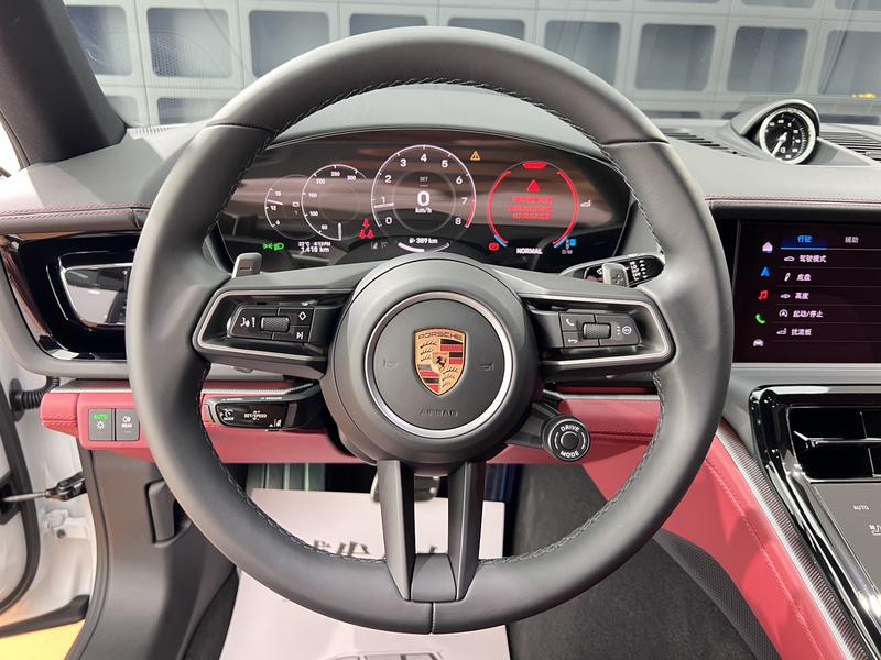 Porsche Panamera, 2026 — фото 11 из 12