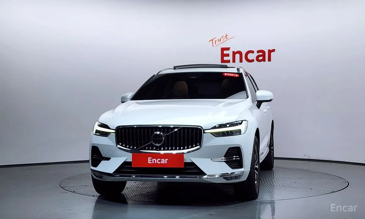 Volvo XC60, 2023 — фото 3 из 12