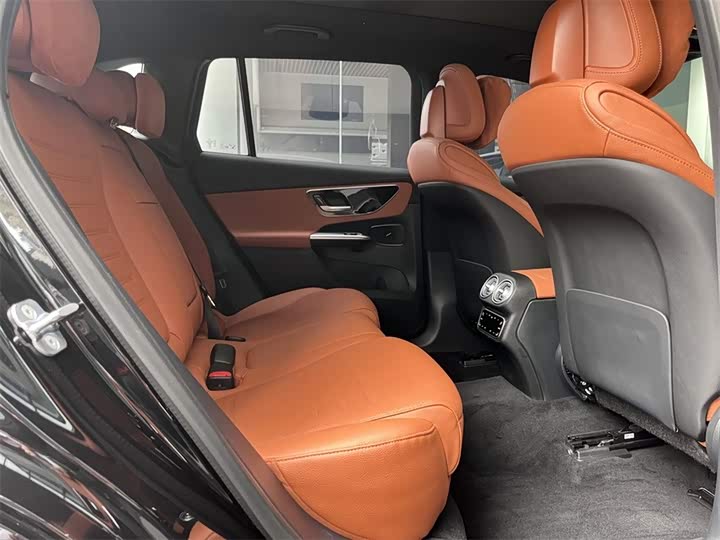 Mercedes-Benz GLC-Class, 2023 — фото 7 из 9