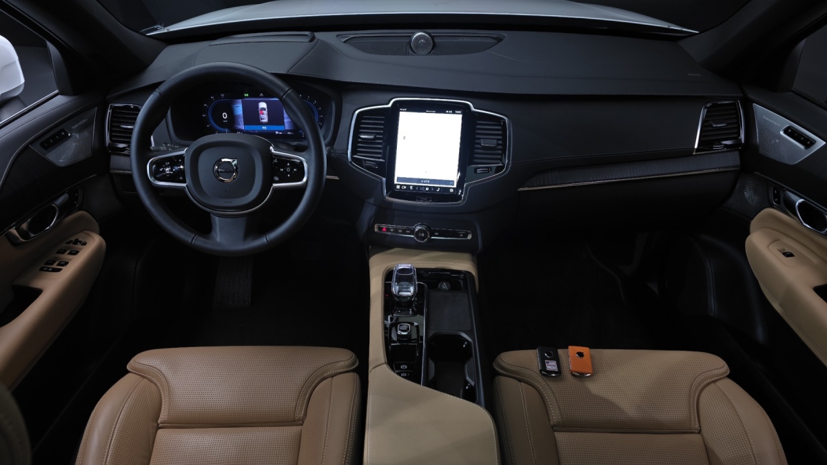 Volvo XC90, 2024 — фото 7 из 12