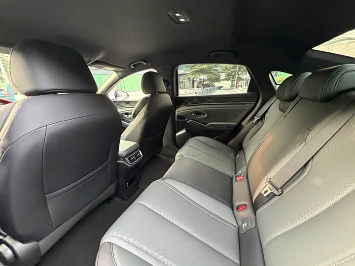 BYD Qin L, 2025 — фото 9 из 9