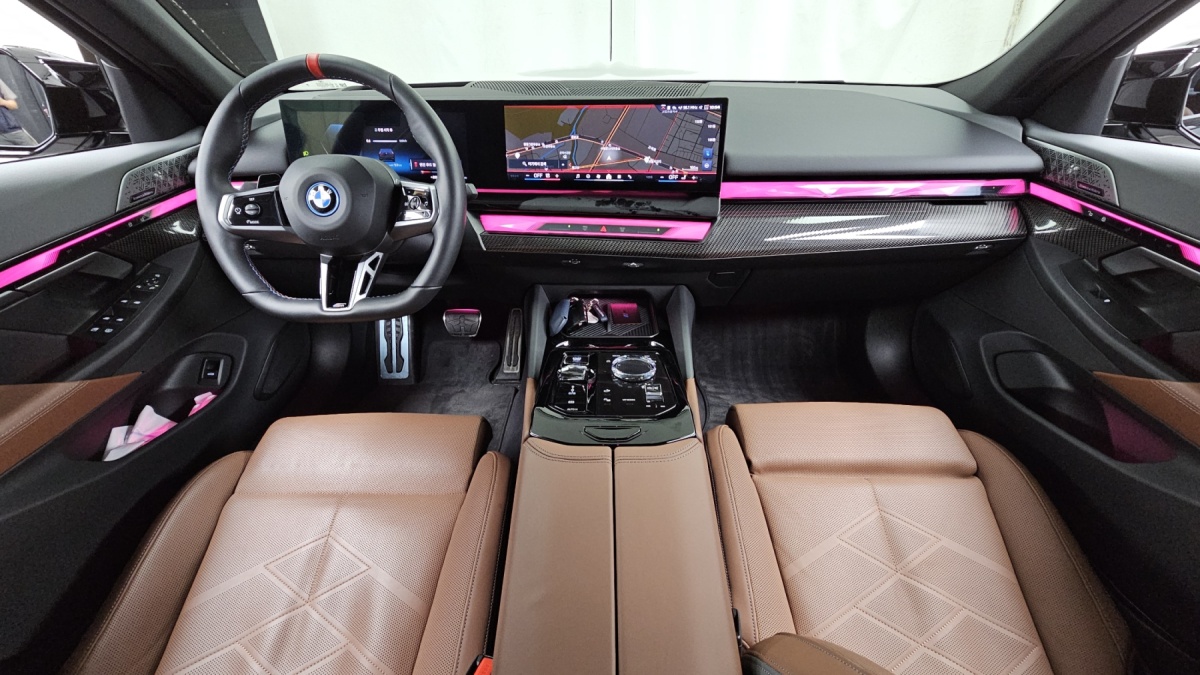 BMW i5, 2023 — фото 7 из 12