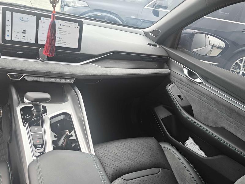 Geely Preface, 2022 — фото 10 из 11