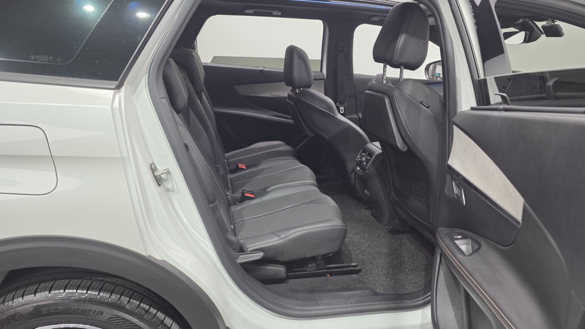 Peugeot 5008, 2022 — фото 11 из 12