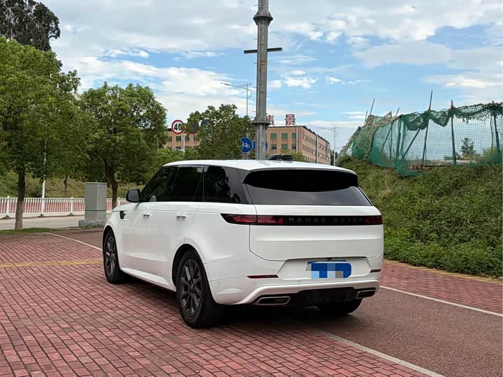 Land Rover Range Rover Sport, 2024 — фото 7 из 9