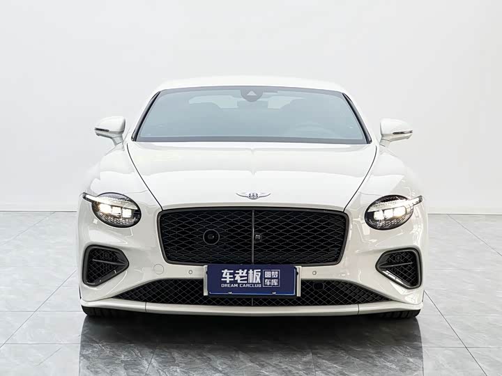 Bentley Continental GT Hybrid, 2025 — фото 2 из 9