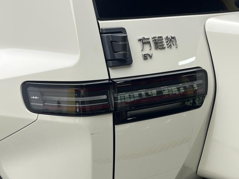 BYD FangChengBao Titanium 3 (Tai 3), 2025 — фото 10 из 12