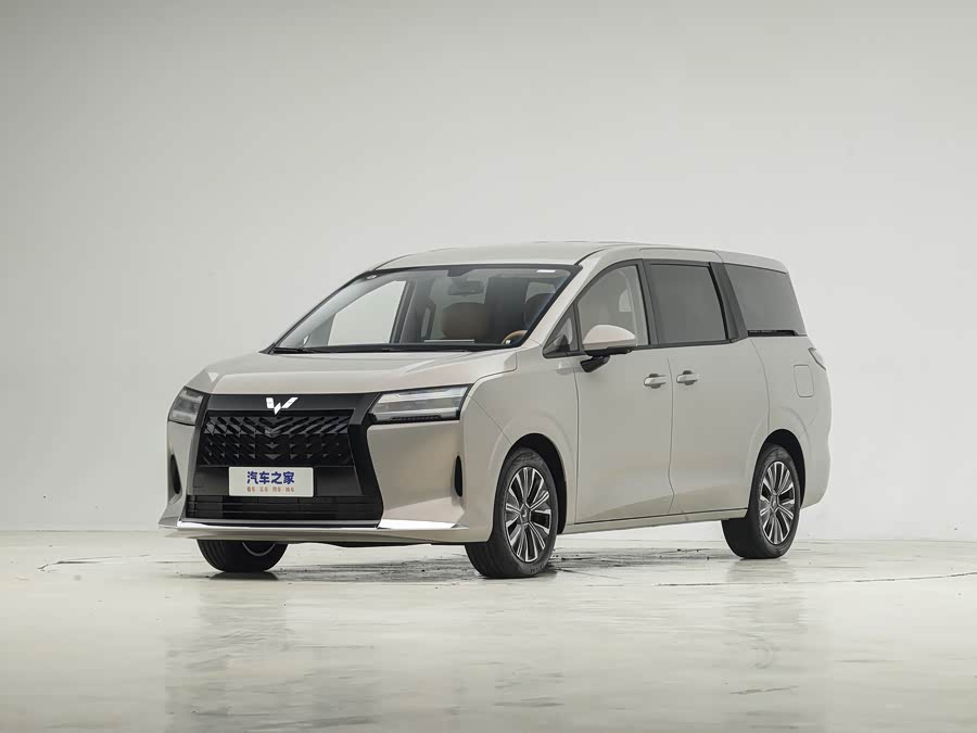 Wuling Starlight 730 Hybrid/EV, 2026 — купить в Смоленске под ключ