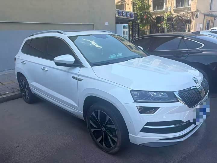 Skoda Karoq, 2023 — фото 2 из 9