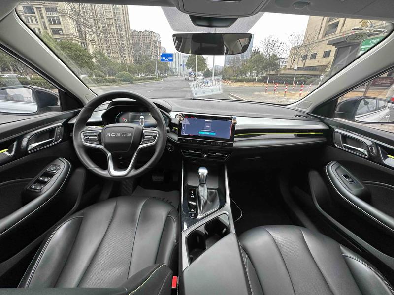 Roewe i5, 2023 — фото 7 из 12
