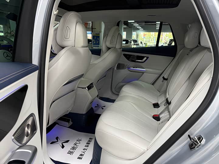 Mercedes-Benz EQE SUV, 2025 — фото 7 из 9