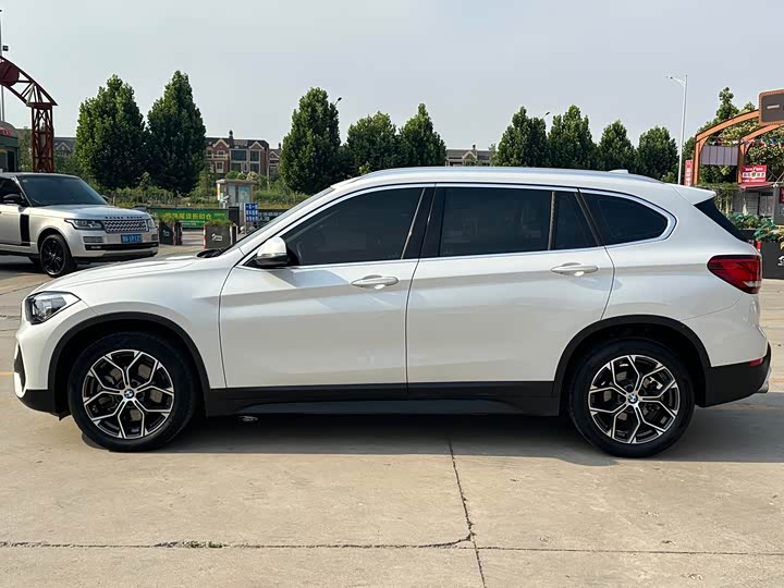 BMW X1, 2022 — фото 3 из 9
