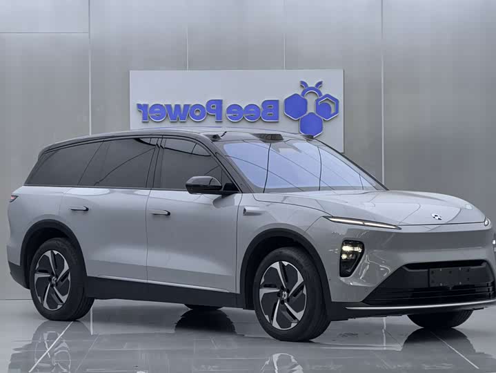 Nio ES8, 2023 — фото 3 из 9