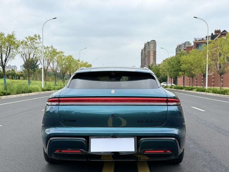 Shangjie (Huawei × SAIC) Z7T, 2026 — фото 5 из 12