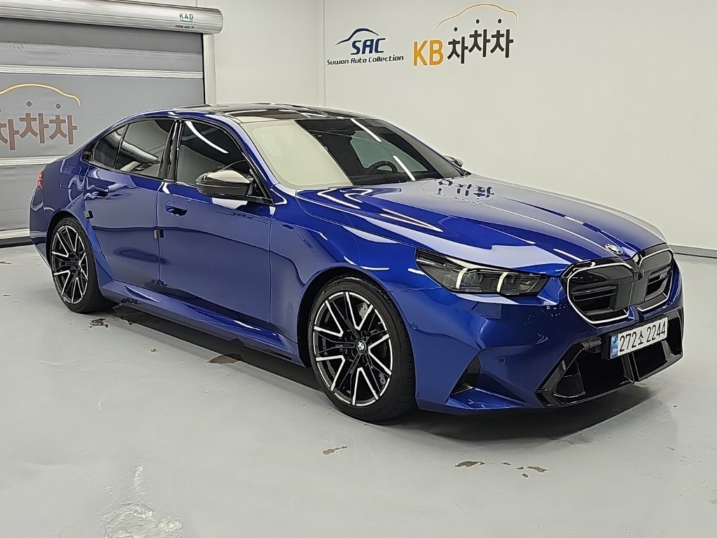 BMW M5, 2025 — фото 4 из 12
