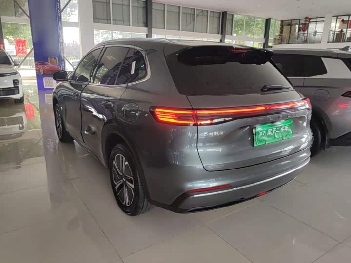 Geely Galaxy Starship 7, 2025 — фото 5 из 9
